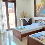 Lace Elegance アパート タソス