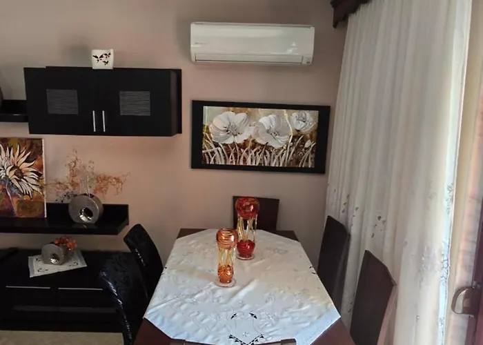 Lace Elegance * Limenas (Thasos)